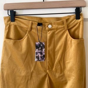 Soft velvety gold comfy pants that look fancy! NWT